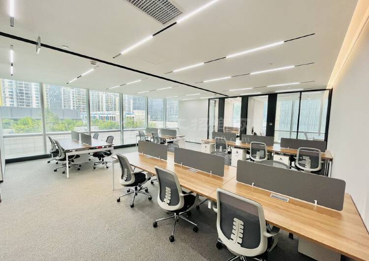 后海海岸城商圈地标中洲控股中心全新装修办公室配家私特价1103
