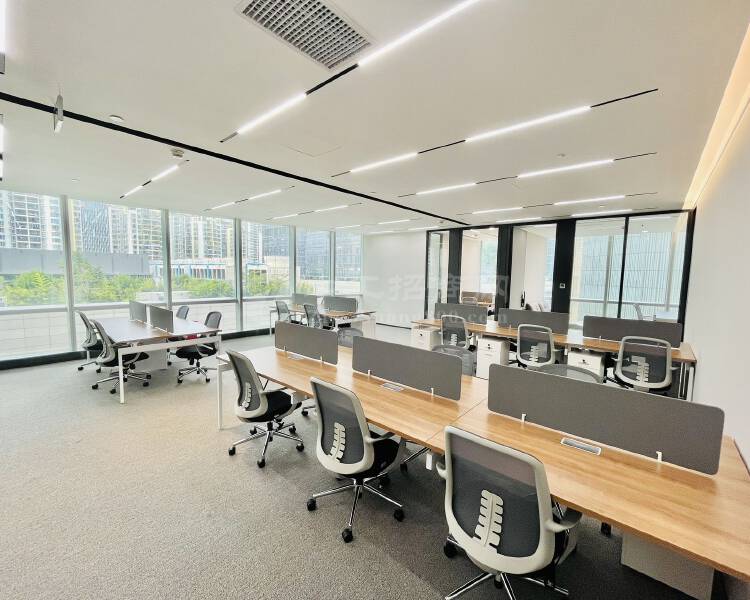 后海海岸城商圈地标中洲控股中心全新装修办公室配家私特价110
