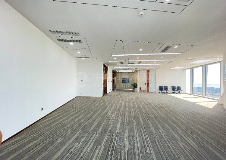 南山地铁口华侨城大厦新出375平精装修超甲级写字楼办公室出租2