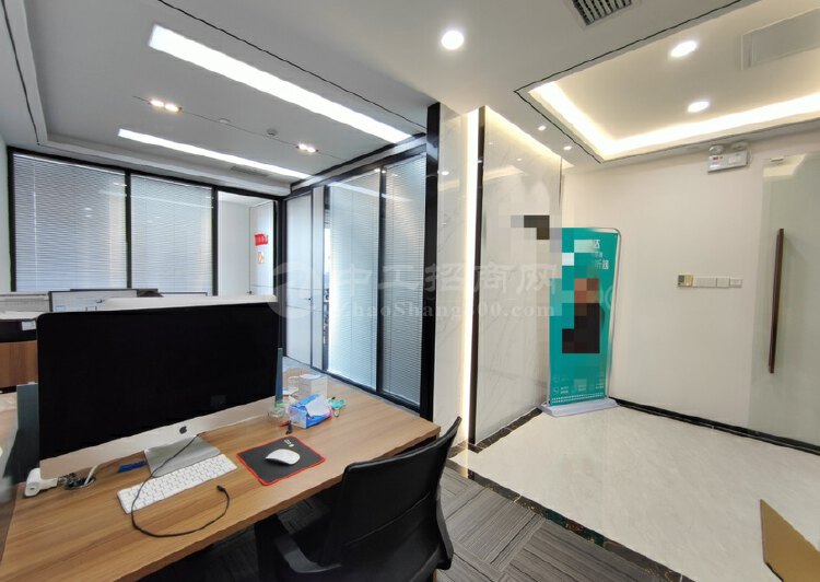 南山科技园大冲商务中心高层小面积精装修办公室4