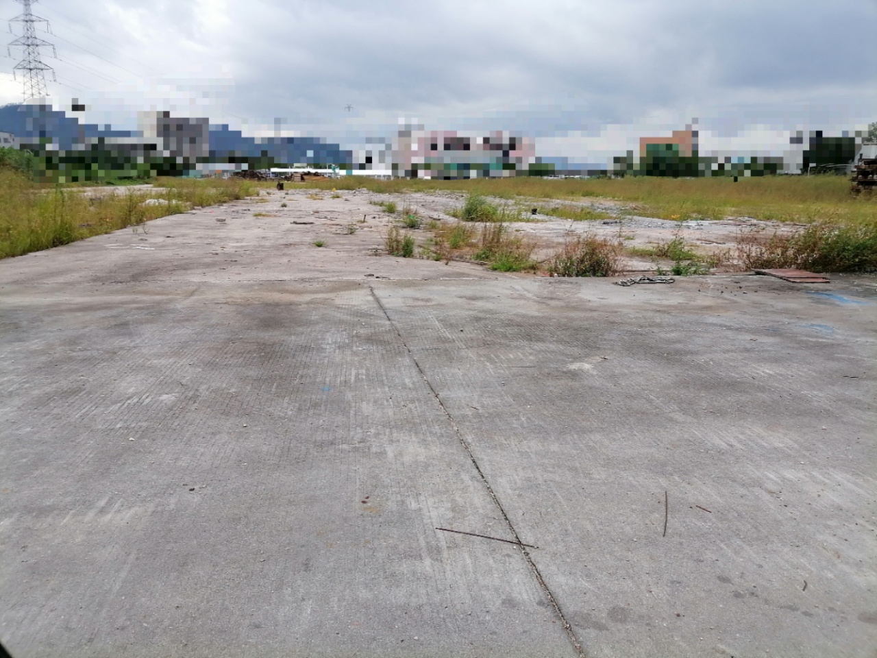 珠海市斗门区56亩工业用地低价出租，证件齐全，可定建，合同长