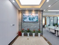福田车公庙精装办公室350平，落地窗采光通透，园区环境整洁