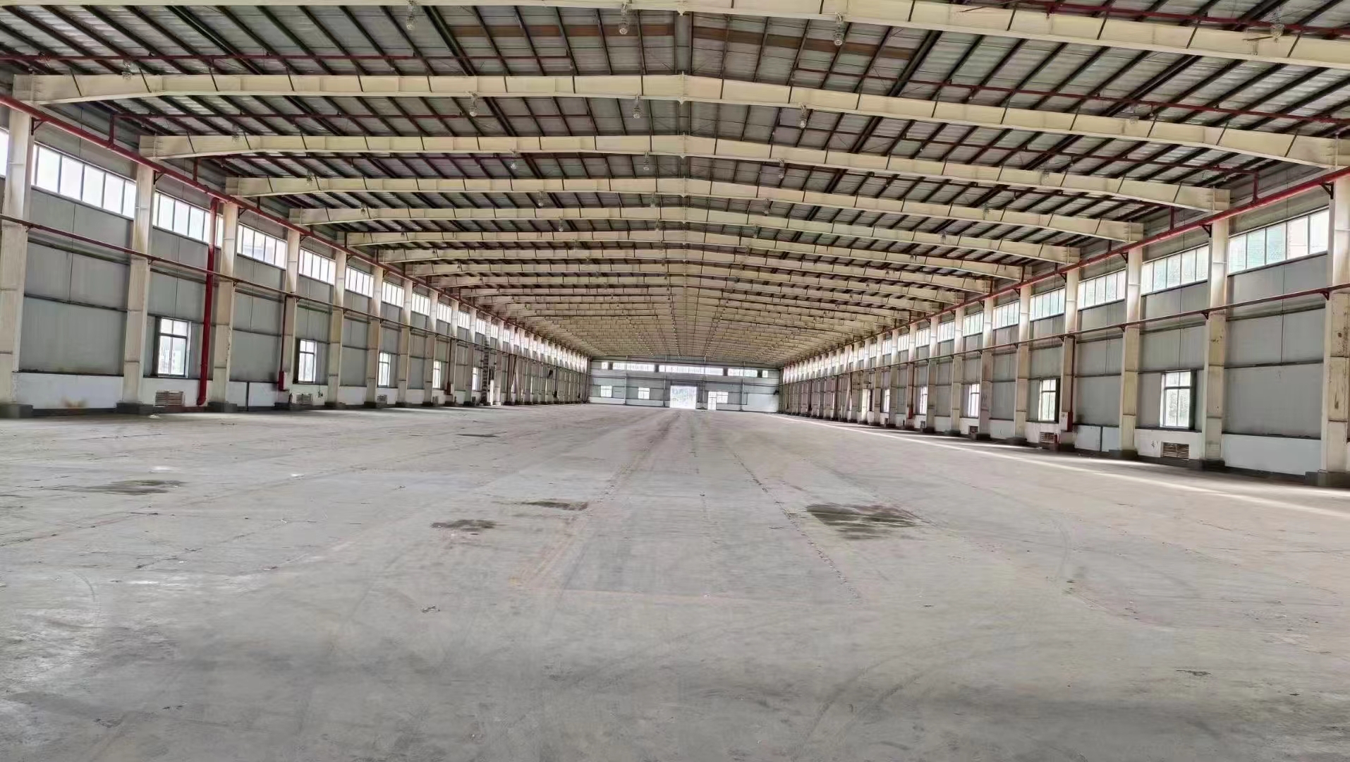 珠海市香洲区物流仓库只要16块16块，产权面积44000