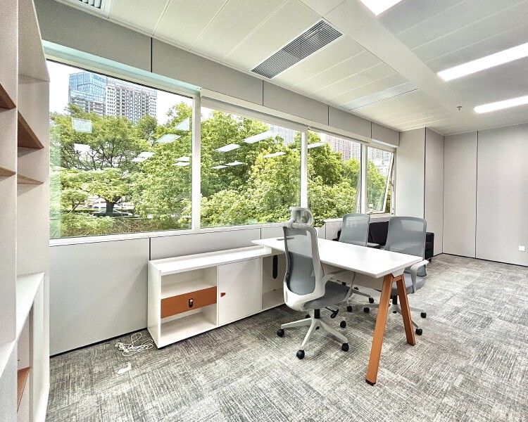 高新园精美小户型办公室168平，1+1格局，家私齐全拎包办公