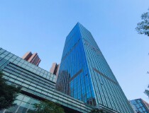深圳北全新超甲级写字楼，商业红本113平定制装修。
