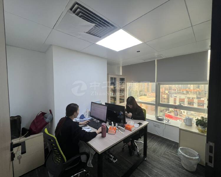 天河区广州东站小面积办公室出租房产证面积123平拎包入驻