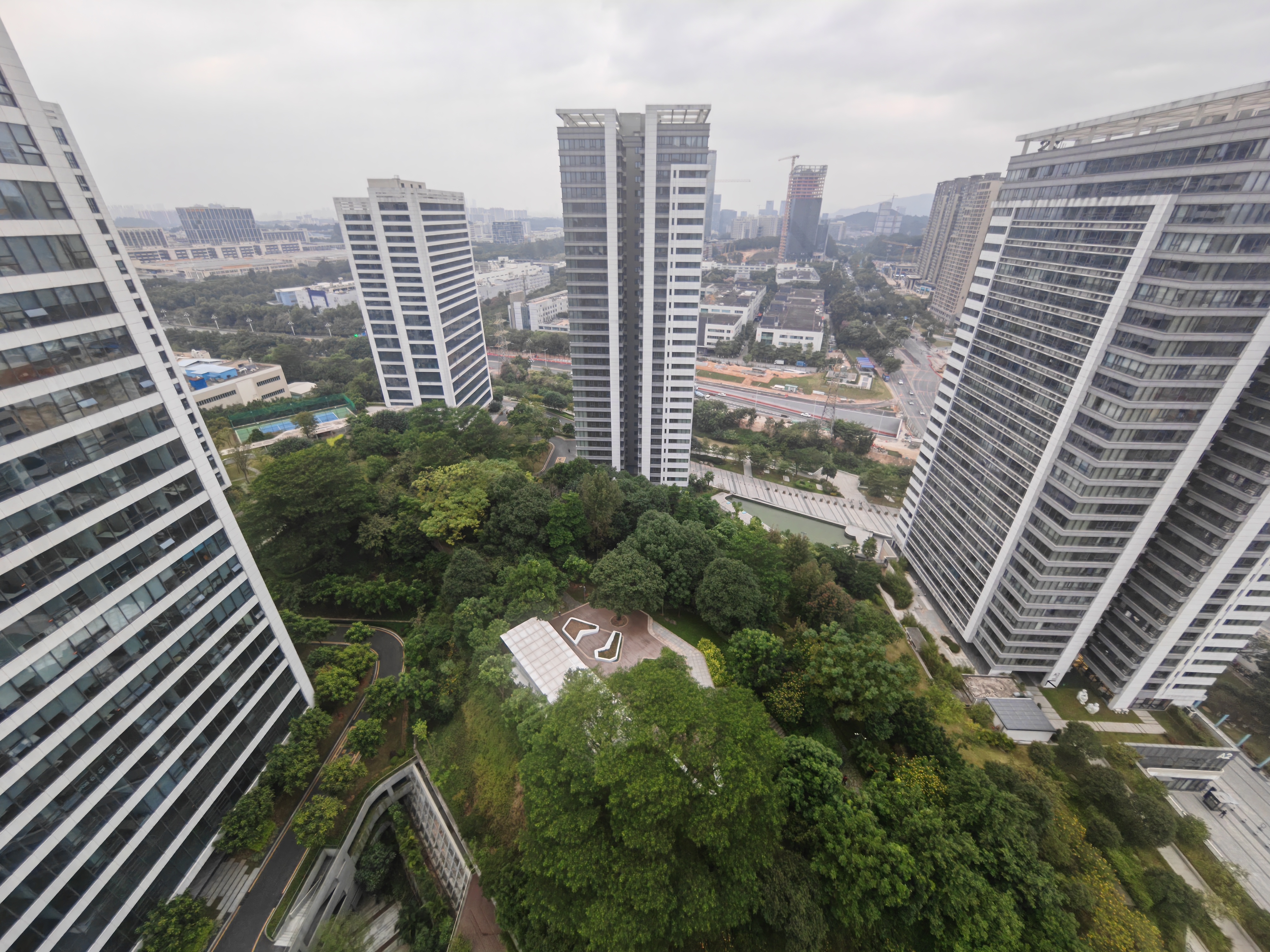 黄埔区地铁口上盖（精装修写字楼出租309平）带隔间拎包即住1