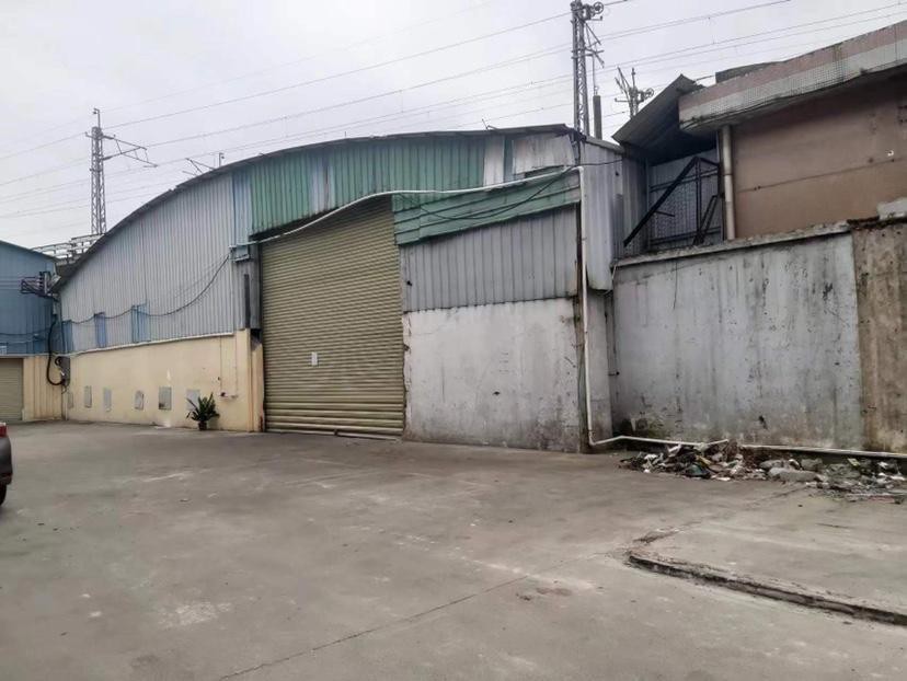 南海官窑永安工业区430方，可以做仓库，小型生产厂房