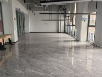 番禺东环产业园 办公室大小分租，厂房方正，采光敞亮精装修