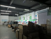 番禺南村大型工业园区标准一楼厂房，带办公室装修可进大货车。