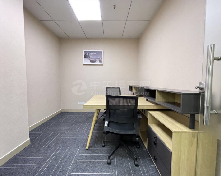 比克科技大厦236平精装修办公室出租