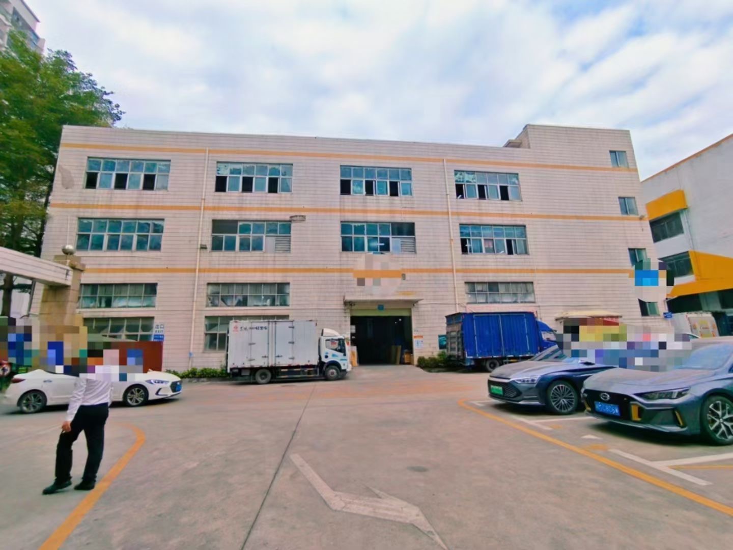 龙华民治祥利工业园一楼7523平带卸货平台适合物流电商仓库