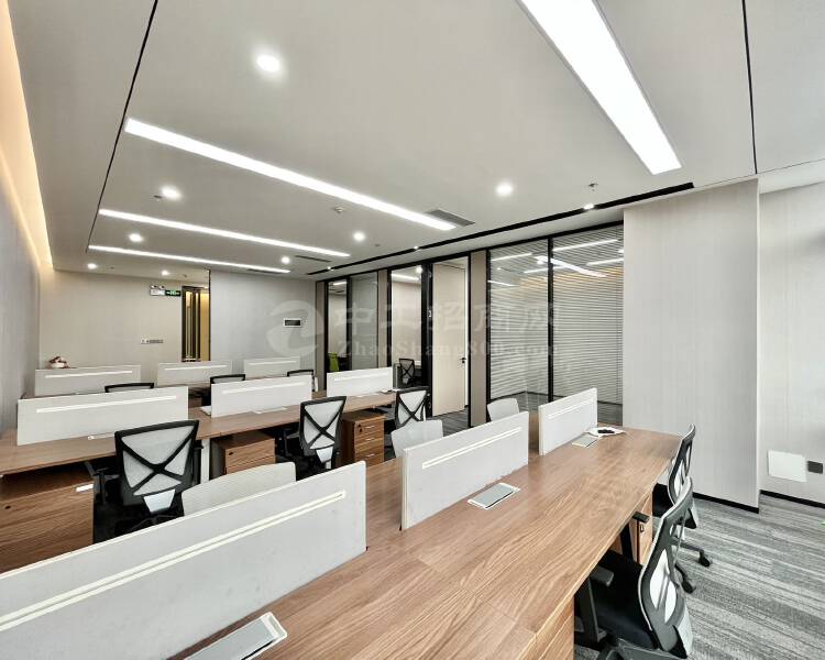 南山西丽地铁口南山智谷大厦新出288平精装修带家私办公室出租