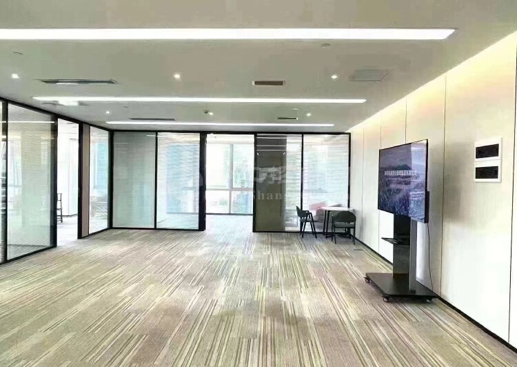 南山科技园地铁口大中商务中心新出438平精装修写字楼办公室6