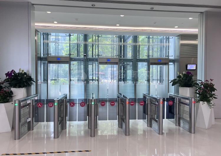 超多维科技大厦，7部电梯直达前台，整层隐私性强，精装修2