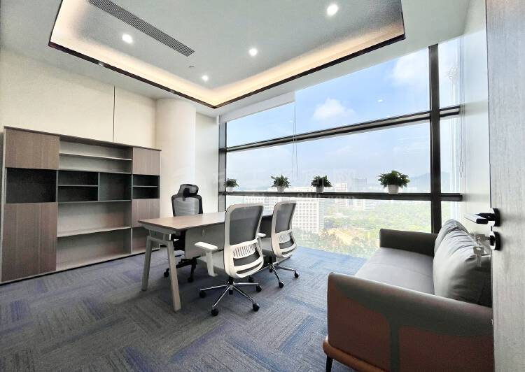 黄埔区双地铁口附近新出小面积办公室招租面积80~500方。4