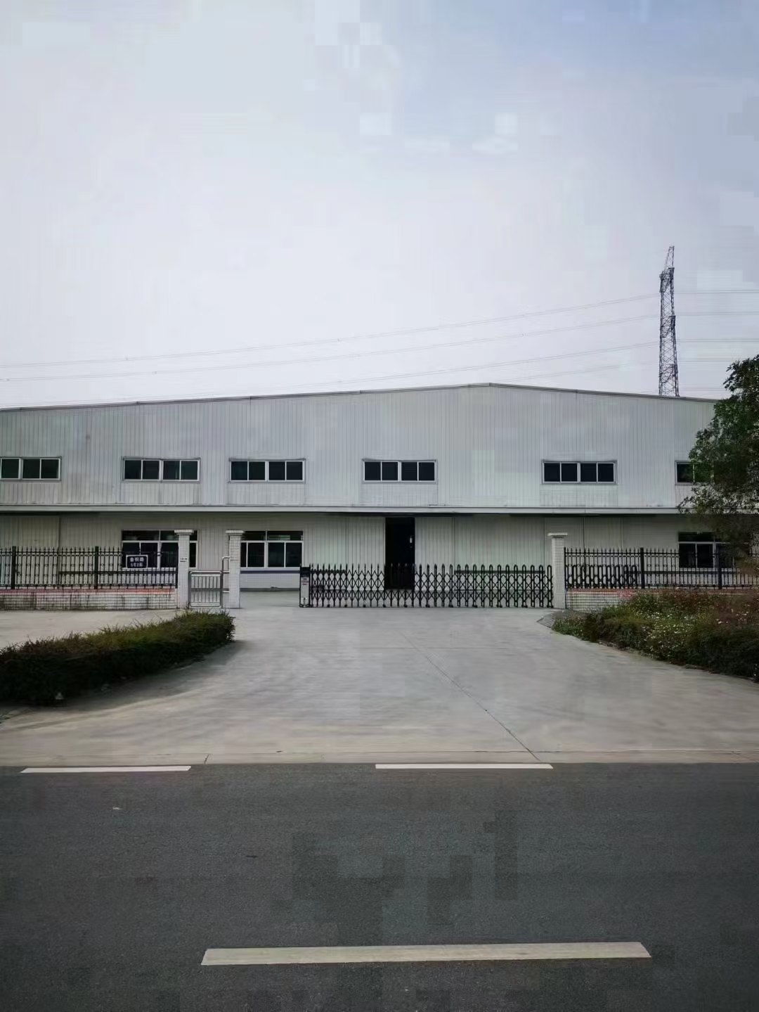 黄圃单一层钢结构厂房6000平招租，适合：布匹仓库设备组装等