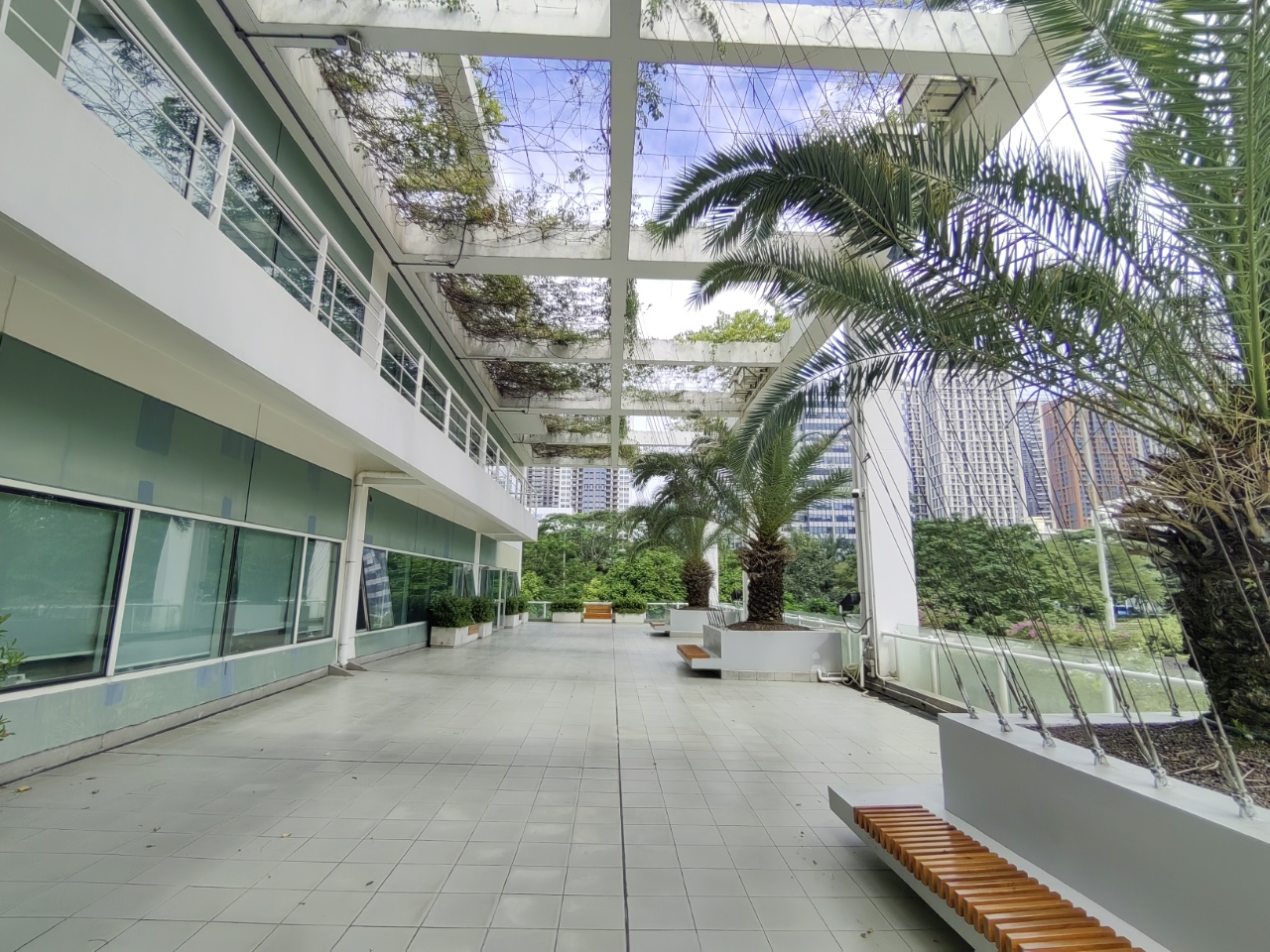 科技园联想中心闹中取静  绿植环绕 园林式办公小户型带阳台