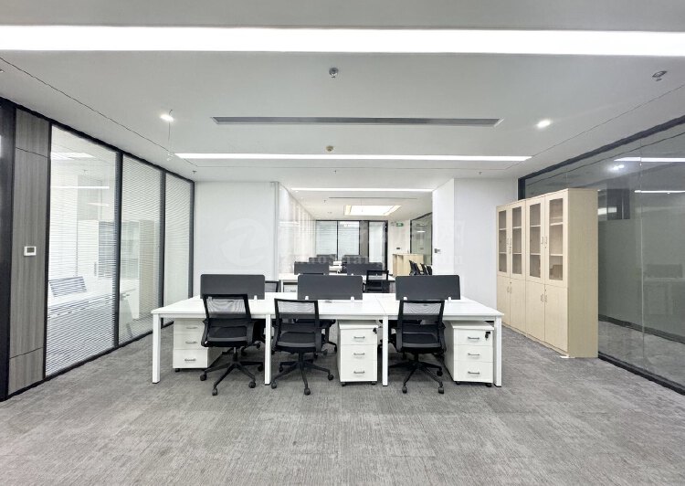 飞亚达科技大厦实用面积100精装修办公室出租5