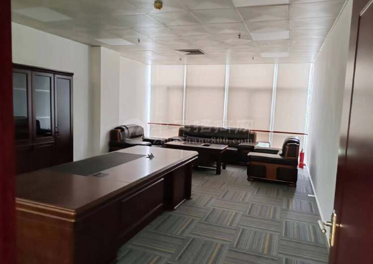 黄埔科学城地铁上盖总部大楼精装修办公室1038平另有小面积4