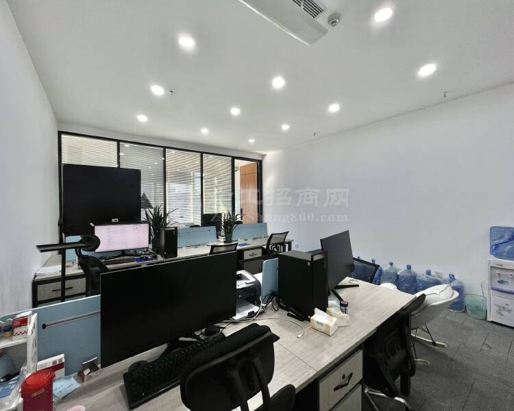 南山科技园精装办公室，超甲级写字楼，采光好户型方正可定义