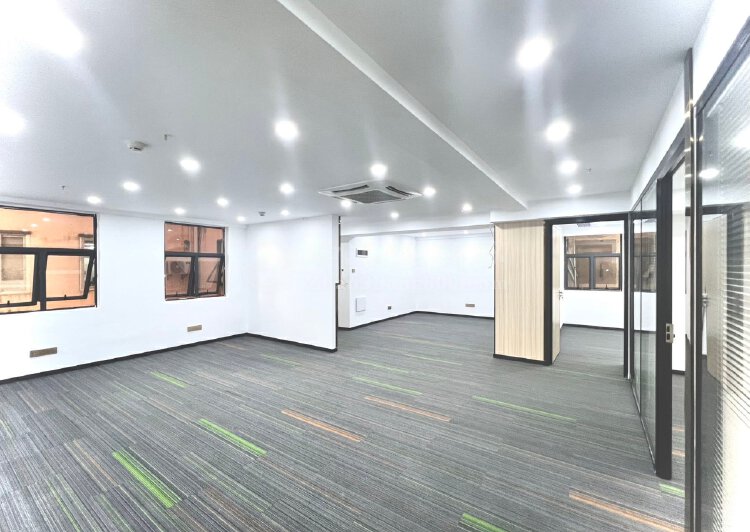 广州市增城区中新精装修办公室80平方出租5