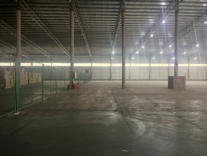 人和工业区5000平独院厂房仓库可进23米拖挂可办环评