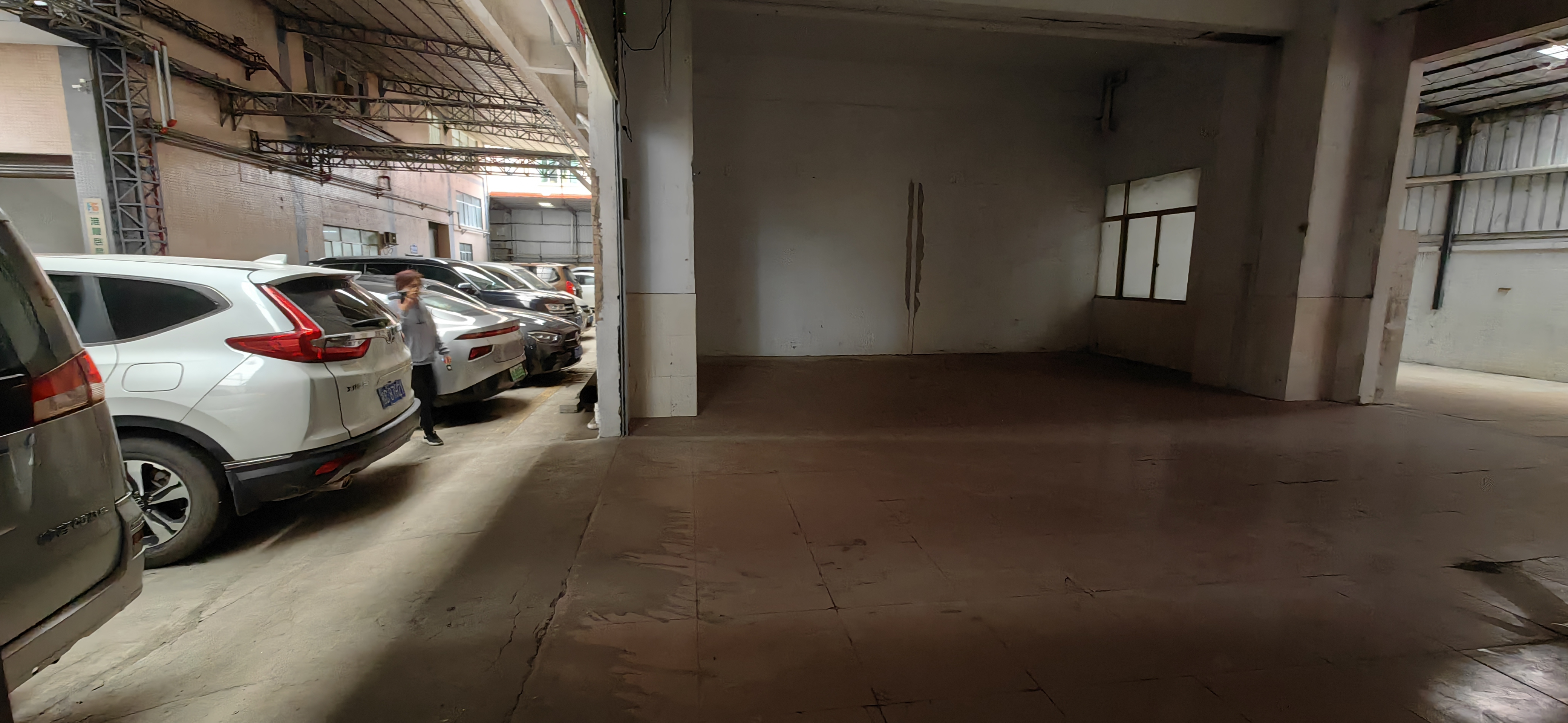 新塘镇夏埔工业区一楼小面积厂房仓库出租208平米