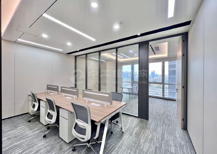 南山科技园精装办公室，超甲级写字楼采光好户型方正4