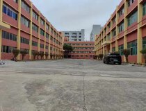 布吉南岭村高速口工业园新出原房东一楼2000平厂房出租。