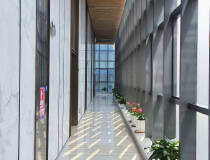 龙华清湖精装修写字楼1050平，稀缺复式户型带露台办公室