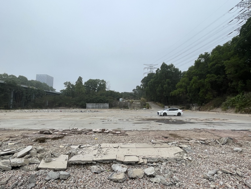 龙岗中心城盐龙大道边工业用地一万平可分租