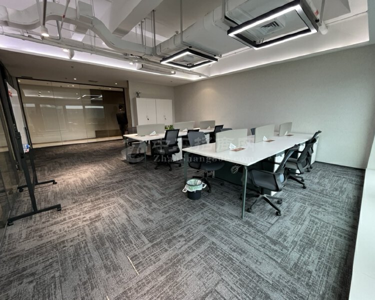 锦龙地铁口坪山创新广场甲级写字楼150平精装办公室出租带家私