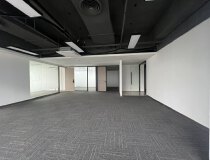 龙岗大运新城地铁甲级写字楼精装办公室356平出租4+1户型