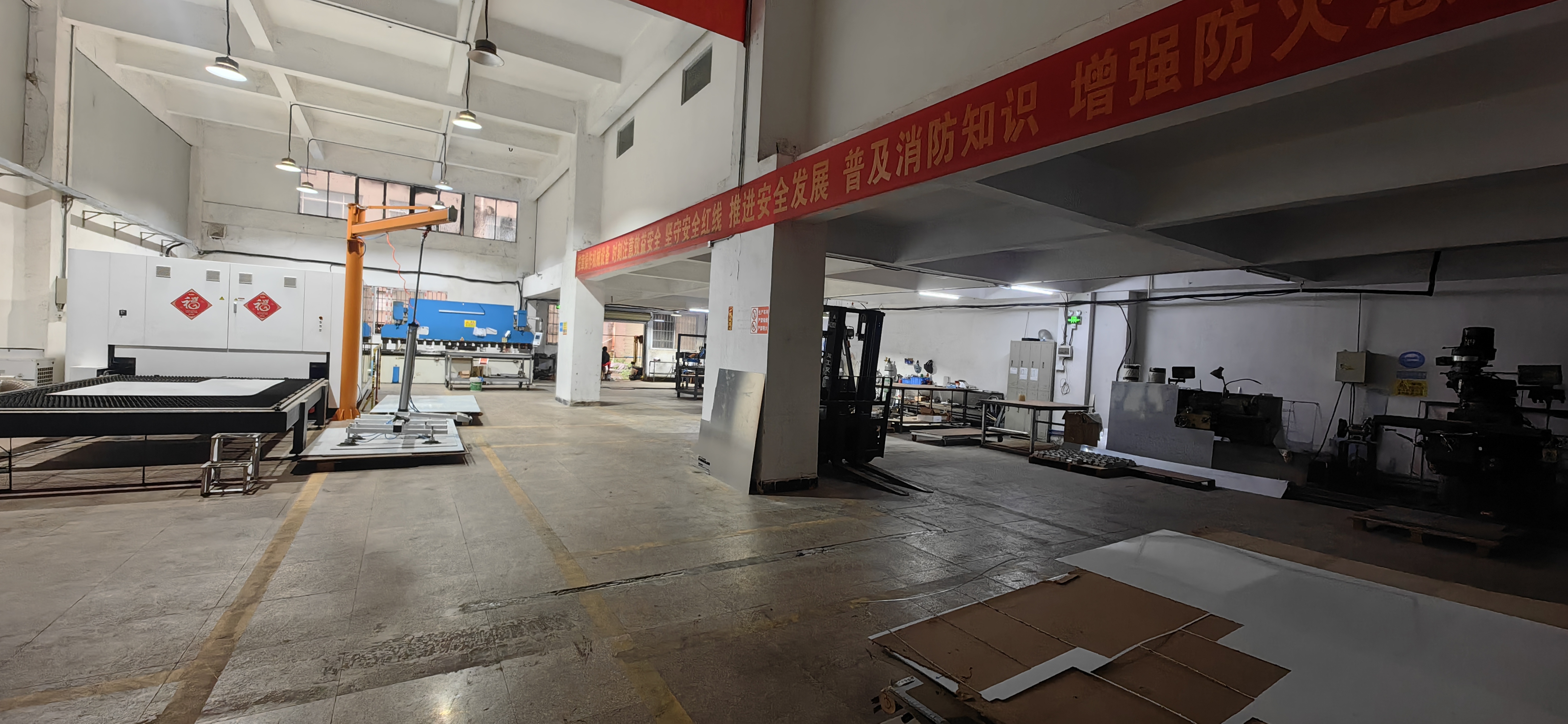 新塘镇夏埔工业区一楼厂房仓库1300平米