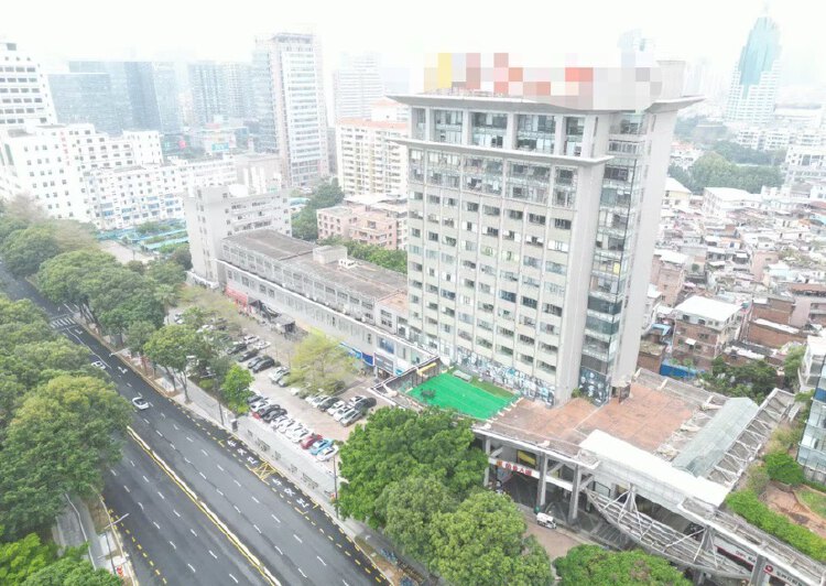 东莞南城区，独门独院总建筑面积25000平停车空地1204