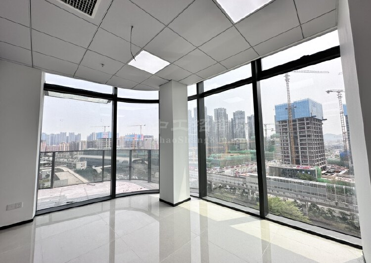 福永塘尾地铁口甲级写字楼288平，私家一格局，精装修交通方便3