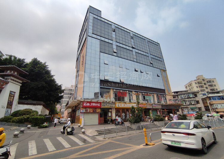 布吉深圳东站附近300平精装修办公室出租电商研发贸易100平1
