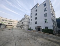 松岗潭头西部村委厂房独门独院实际面积8100平米出租。