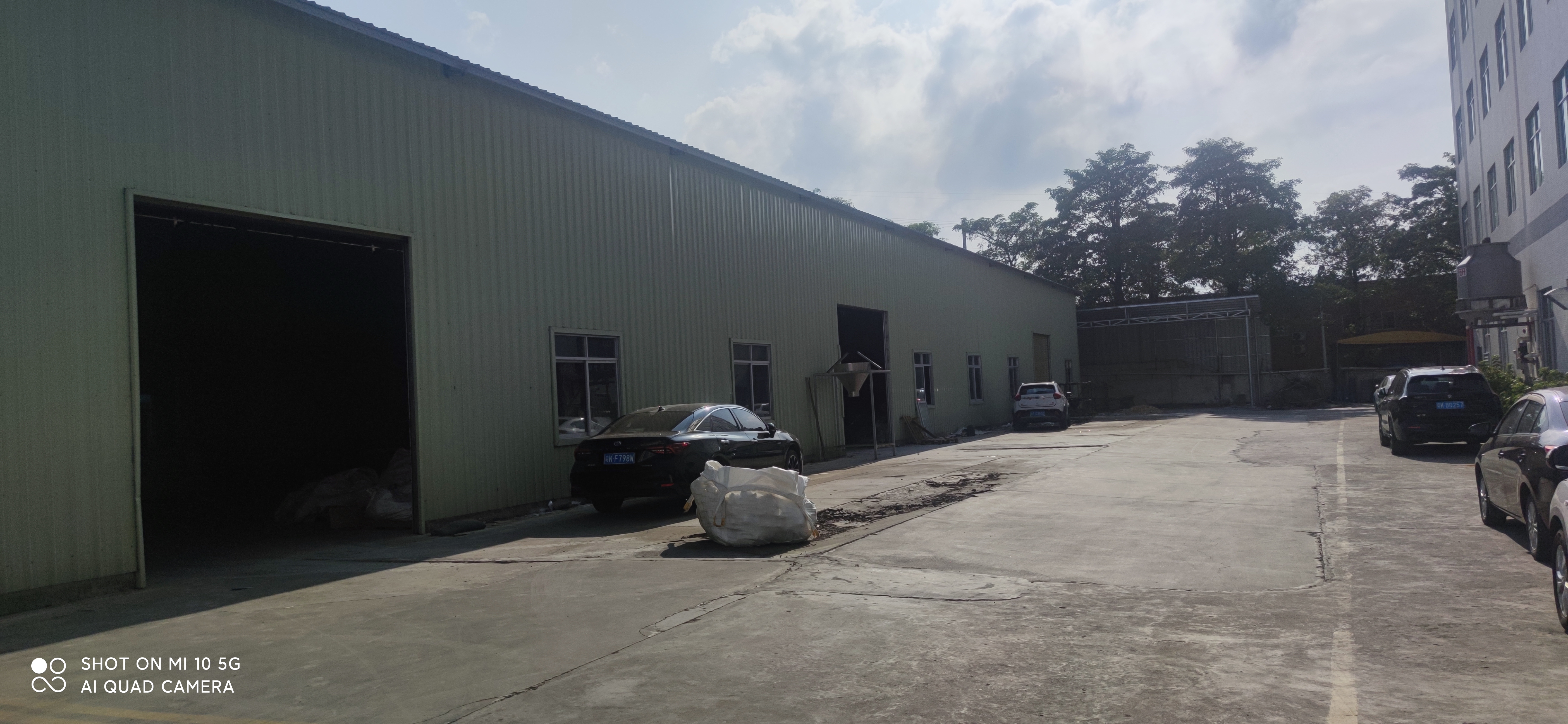 中山小榄镇全新工字钢厂房仓库出租8300方租金只要15元。