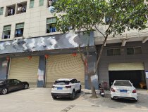 福永福洲大道旁一楼1350平红本厂房出租空地超大价格便宜