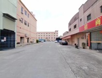 黄江镇靠深圳高速路口附近工业园分租楼上500-1300平方