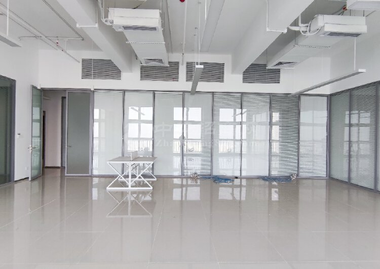 深圳坪山全新装修小面积大面积办公室写字楼公寓可注册商住两用5