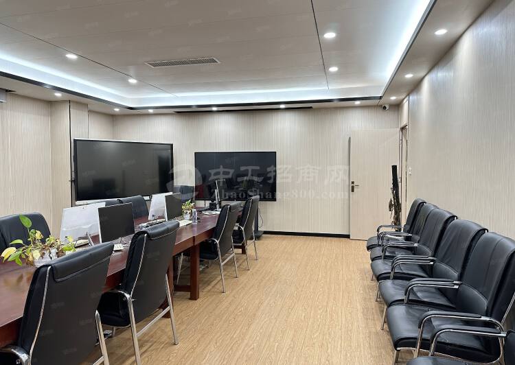 光明长圳地铁口500平精装办公室出租配家私空调2
