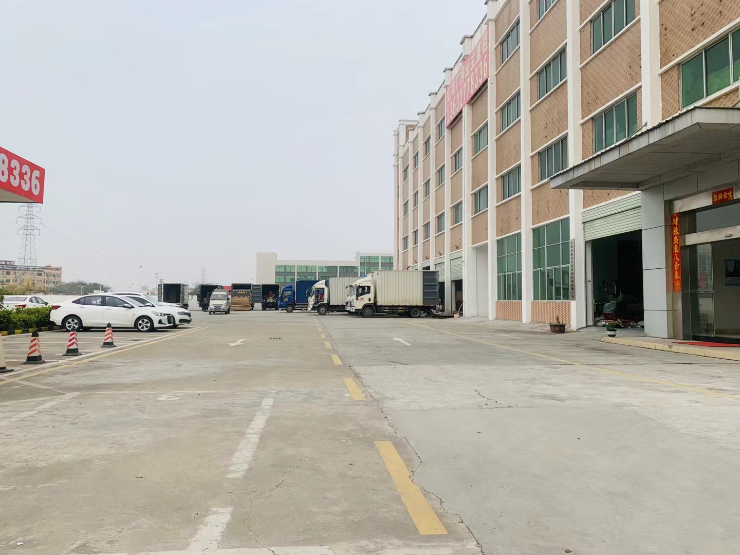 原房东自建厂房对外出售厂房有一万方左右，空地有十亩可建厂房1