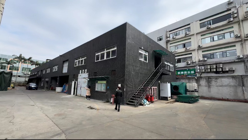 福永塘尾地铁口一楼700平钢构厂房出租仓库出租低价出租