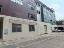 坪山龙田工业园一楼标准厂房1350平，每平25元。