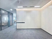 南山华侨城精装修办公室，采光好户型方正，价格优惠