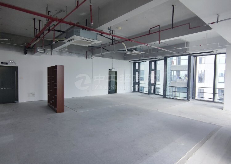 平湖高新技术产业园区150-3000平精装修办公室6