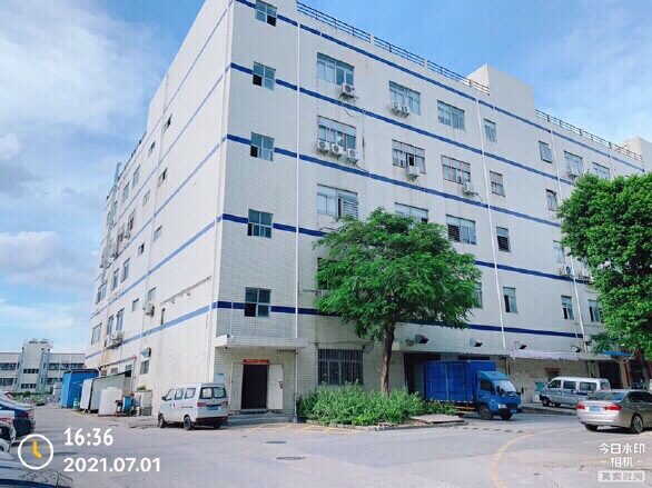 石岩难得红本大型工业园58398平方售交通方便地段成熟好招工 石岩难得红本大型工业园58398平方售交通方便地段成熟好招工